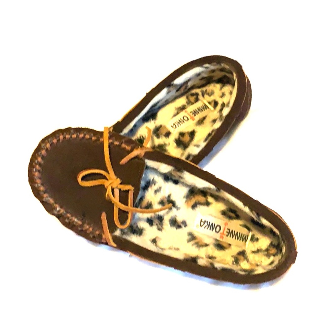 Like New Minnetonka Cally Moccasins